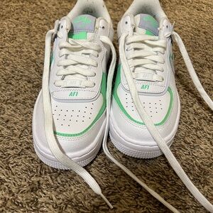 Nike White and Green Retro-Inspired Sneakers
